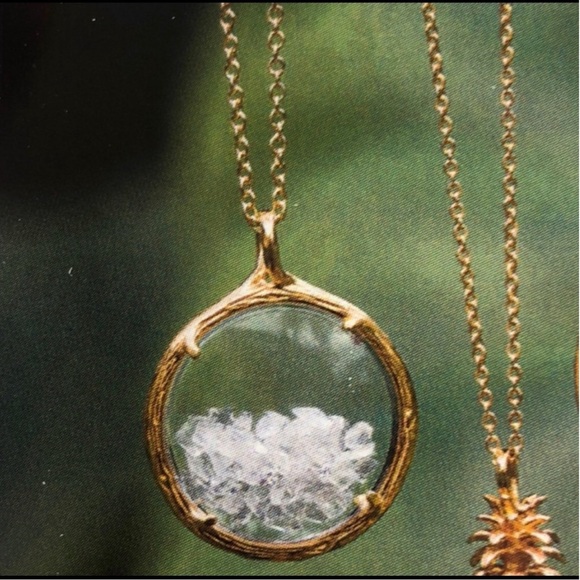 Catherine Weitzman Loose Swarovski Crystal Large Round Pendant Necklace-Boutique - Picture 9 of 9